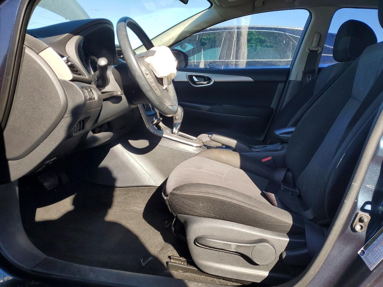 2015 NISSAN SENTRA S photo 7