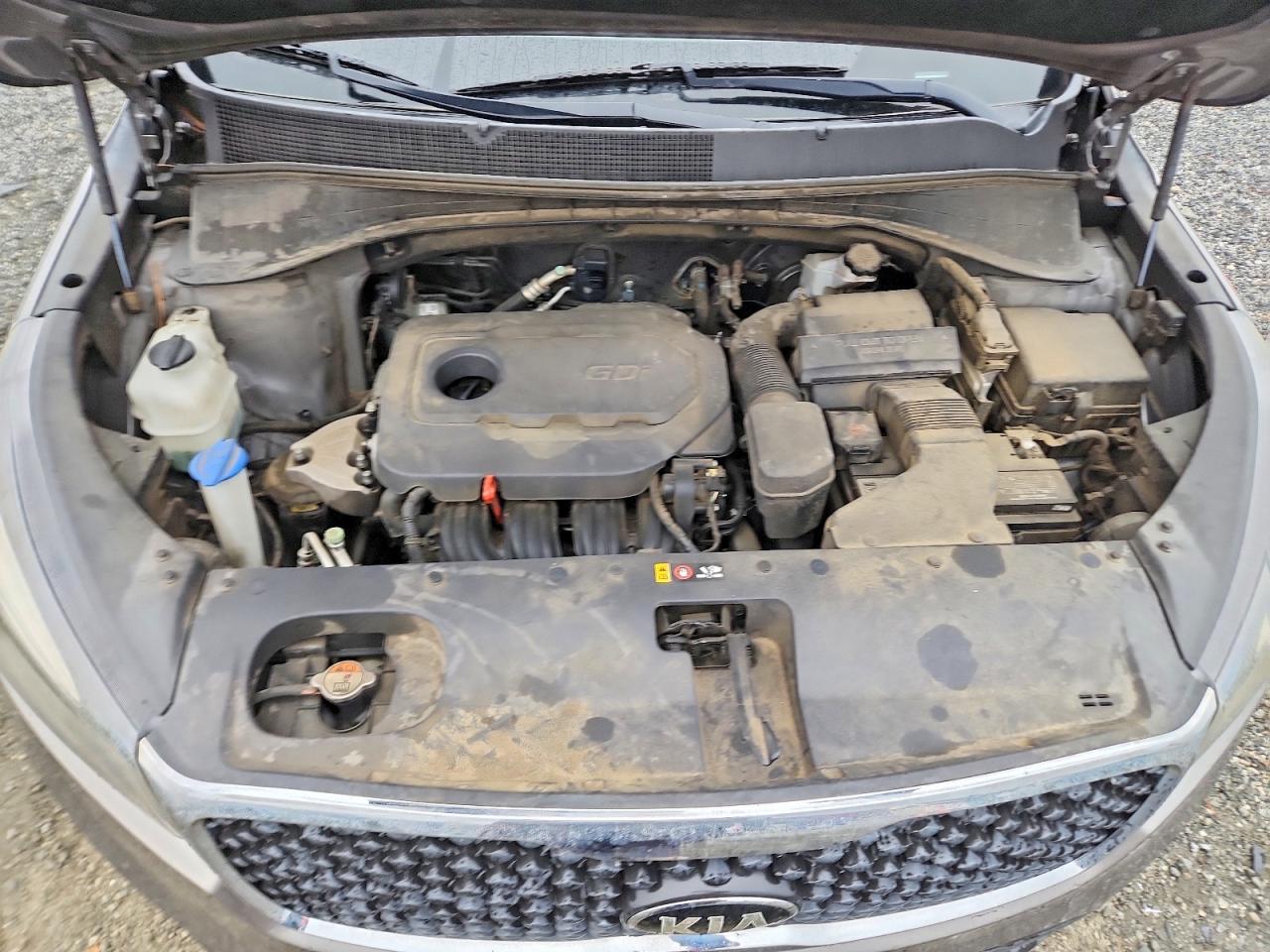 2016 KIA SORENTO LX photo 11