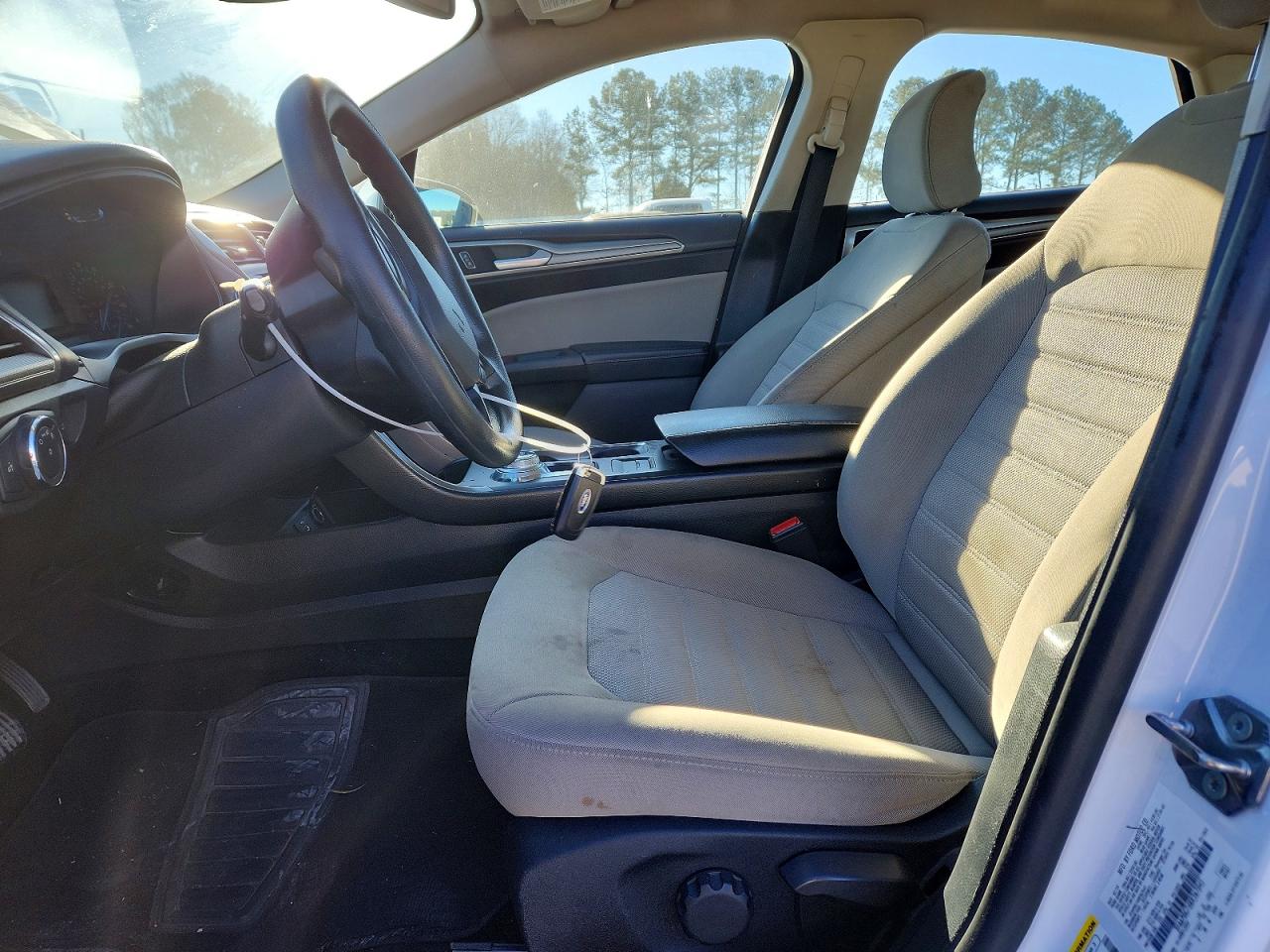 2019 FORD FUSION S photo 13