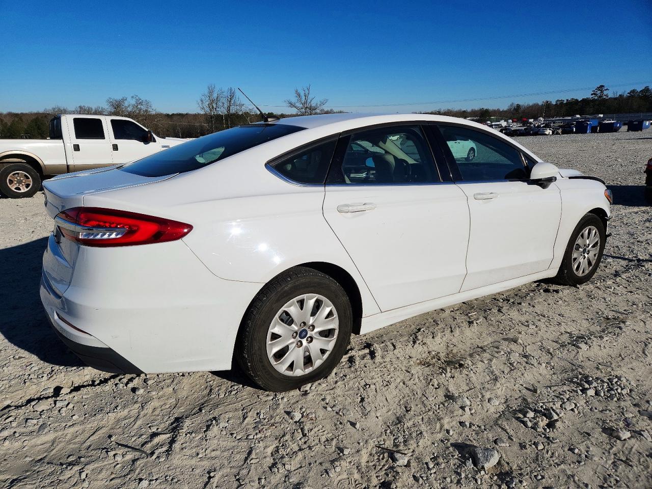 2019 FORD FUSION S photo 5