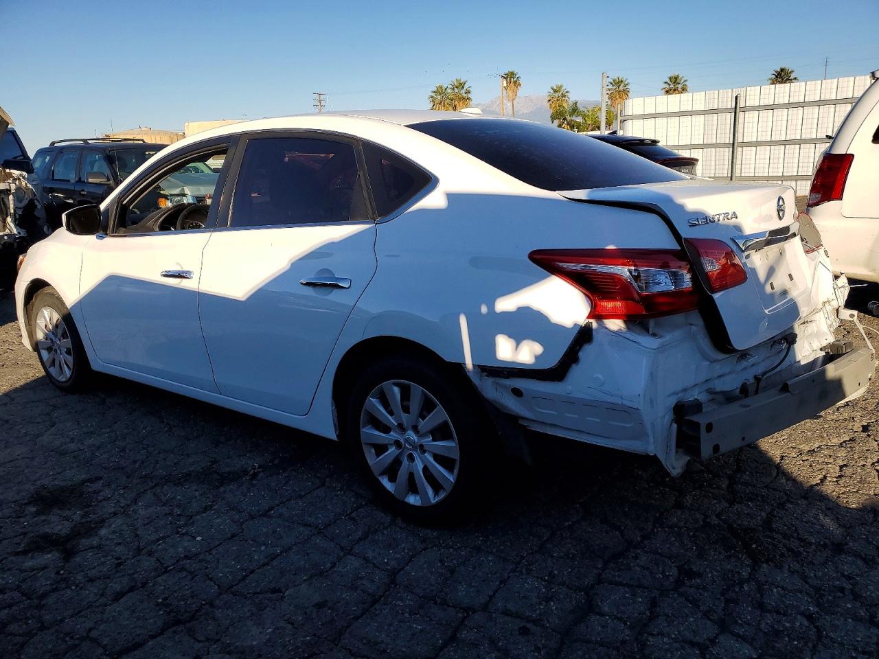 2018 NISSAN SENTRA S photo 2