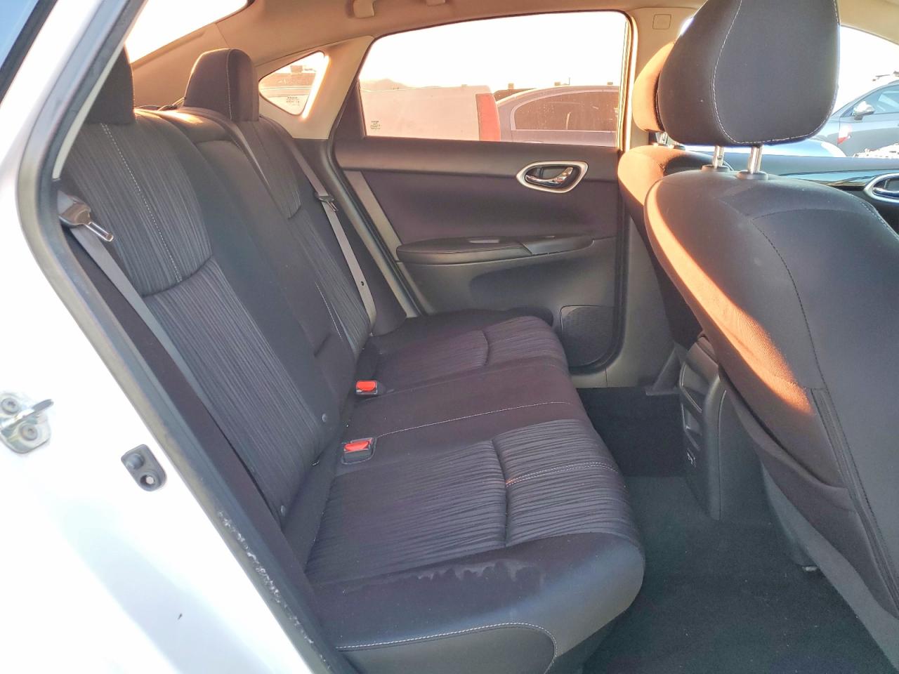 2018 NISSAN SENTRA S photo 10