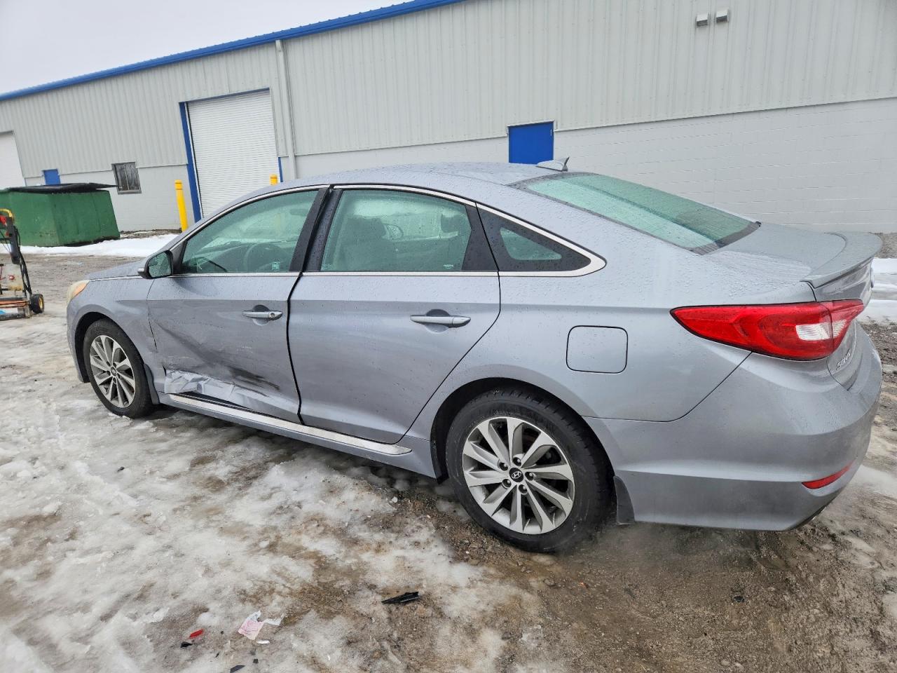 2016 HYUNDAI SONATA SPORT photo 2