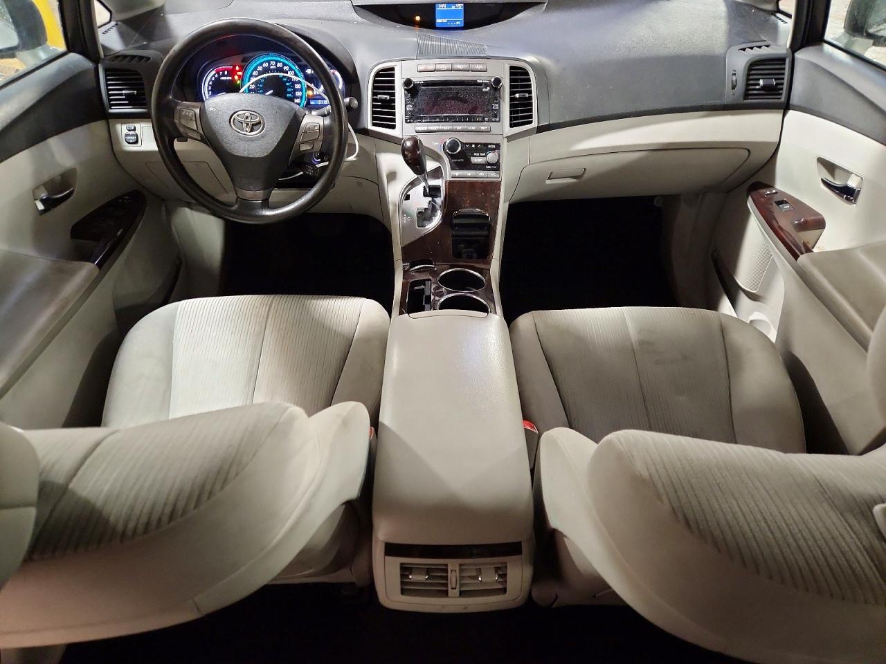 2011 TOYOTA VENZA photo 8