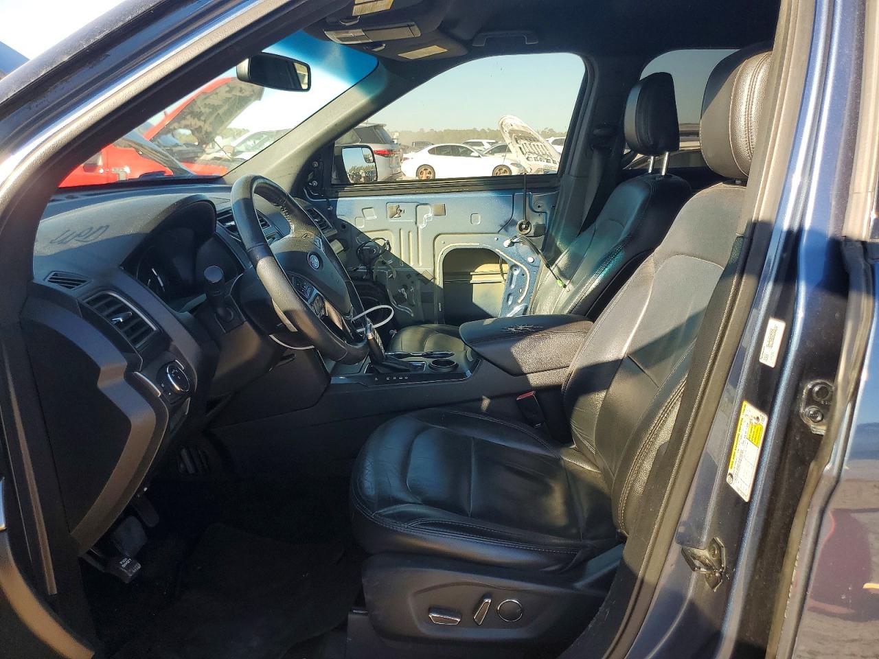 2018 FORD EXPLORER XLT photo 7