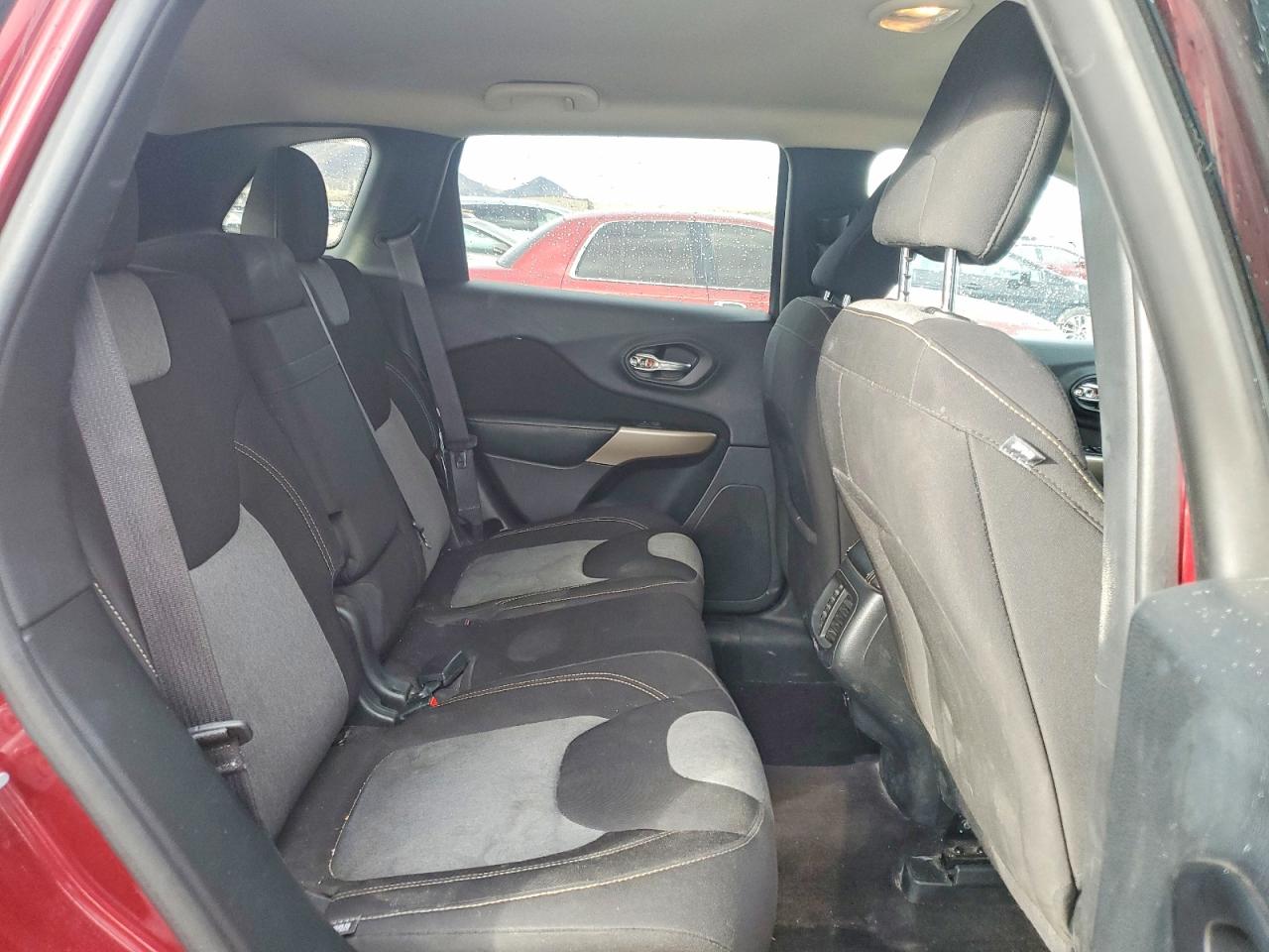 2018 JEEP CHEROKEE LATITUDE photo 10