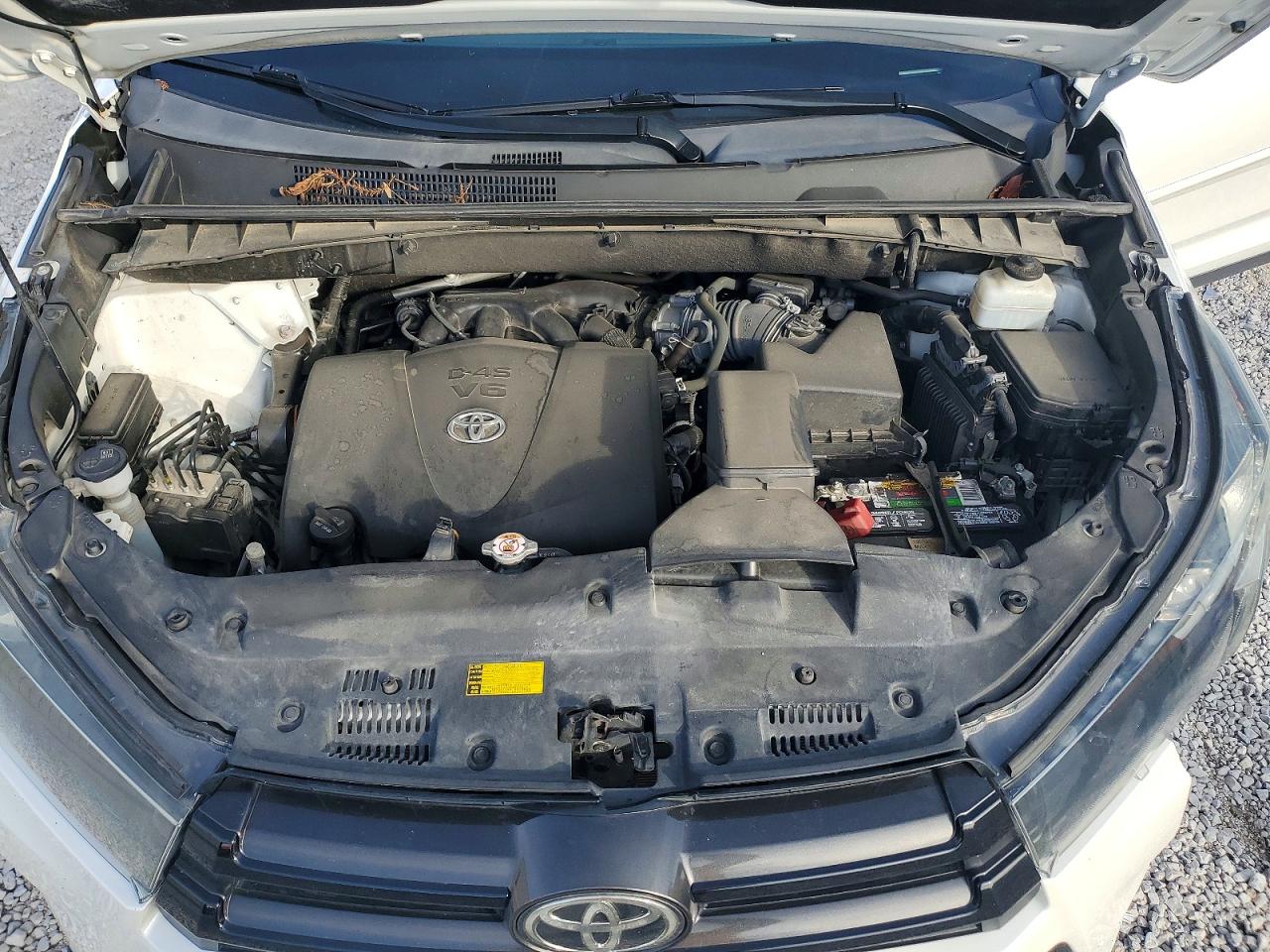 2019 TOYOTA HIGHLANDER SE photo 34