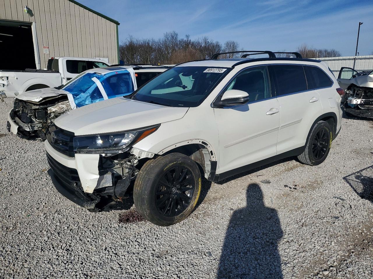 2019 TOYOTA HIGHLANDER