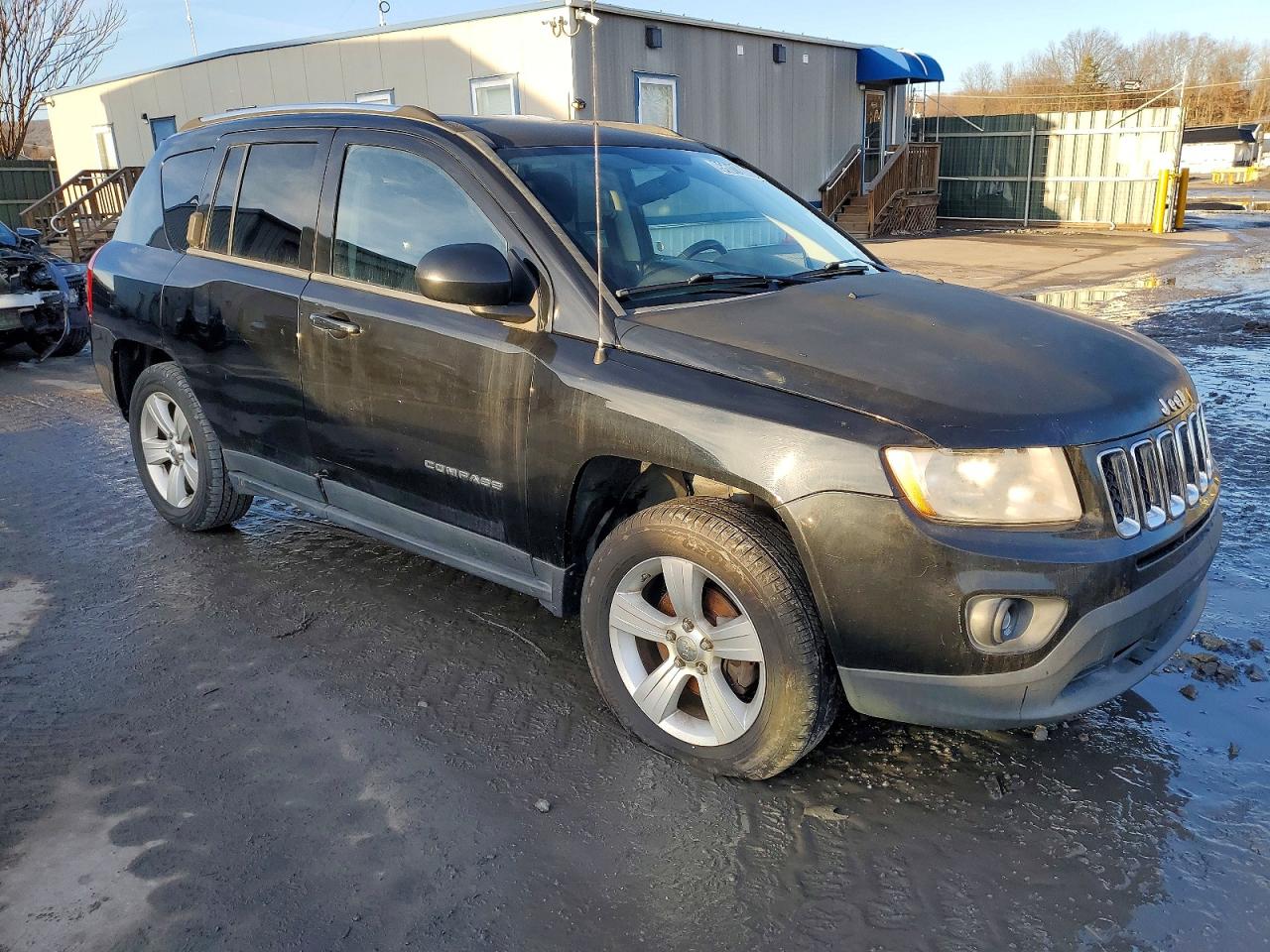 2012 JEEP COMPASS LATITUDE photo 4