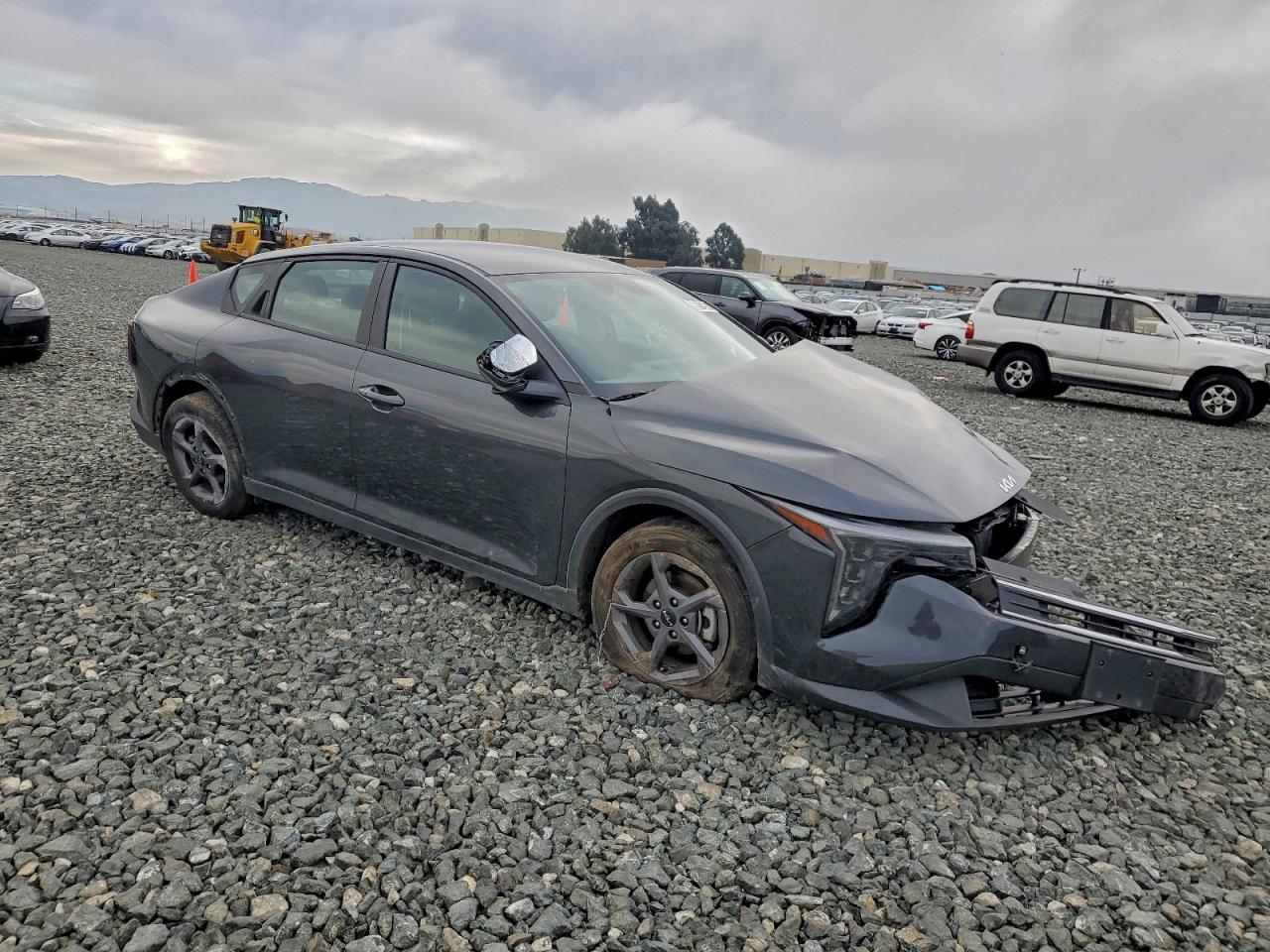 2025 KIA K4 LX photo 4