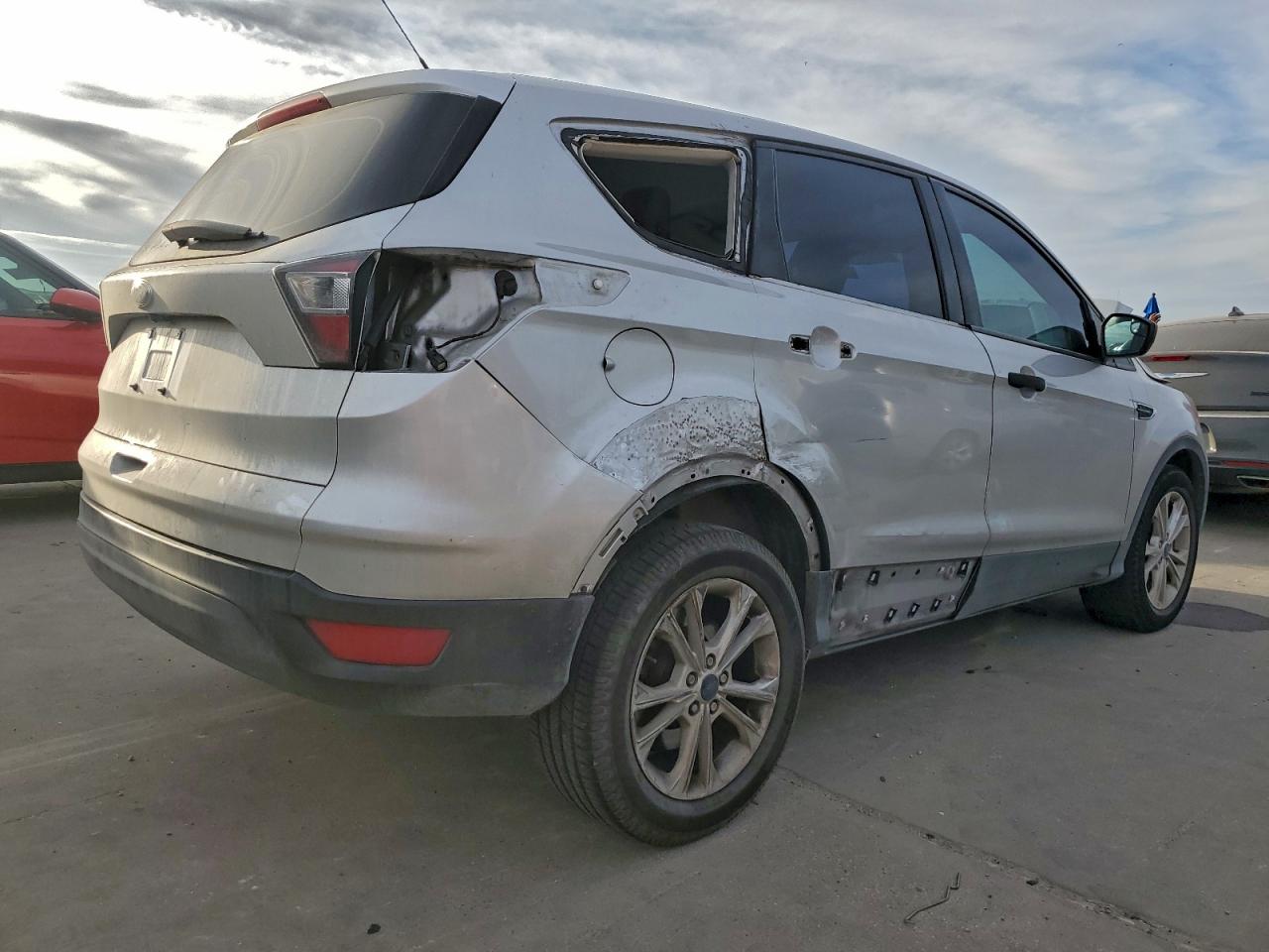 2018 FORD ESCAPE S photo 7