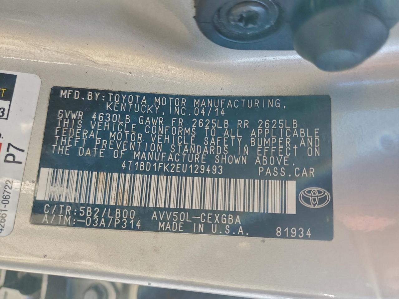 2014 TOYOTA CAMRY HYBRID photo 12