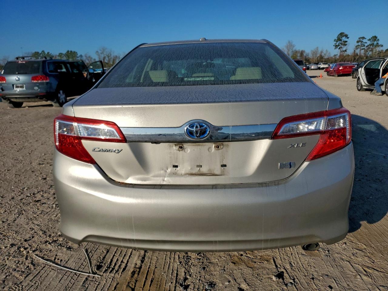 2014 TOYOTA CAMRY HYBRID photo 6