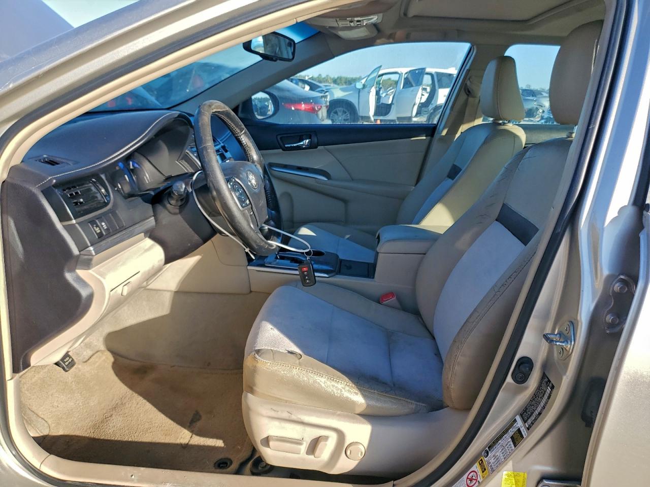 2014 TOYOTA CAMRY HYBRID photo 7