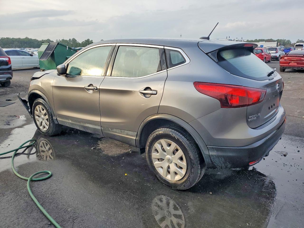 2019 NISSAN ROGUE SPORT S photo 3