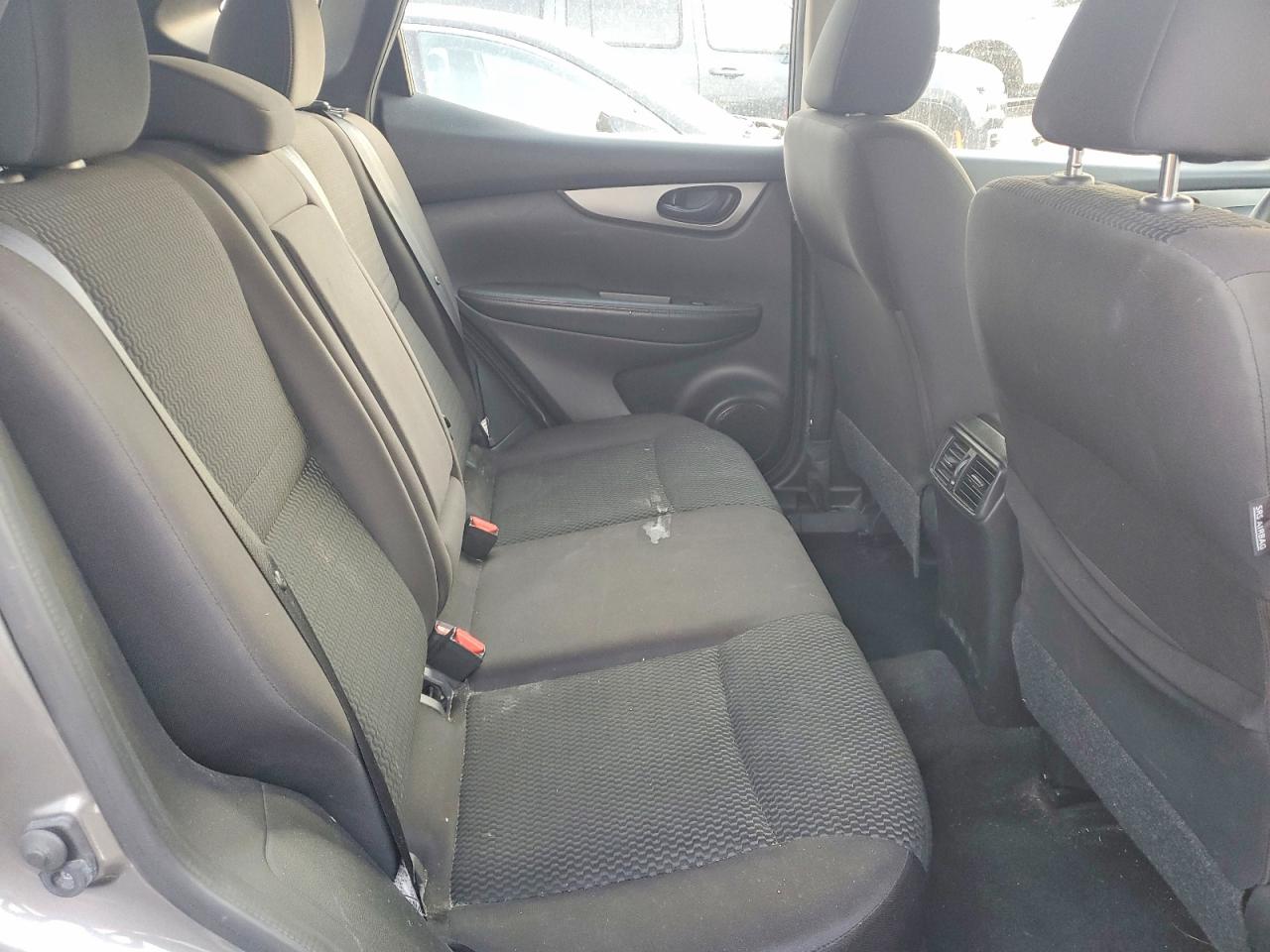2019 NISSAN ROGUE SPORT S photo 21