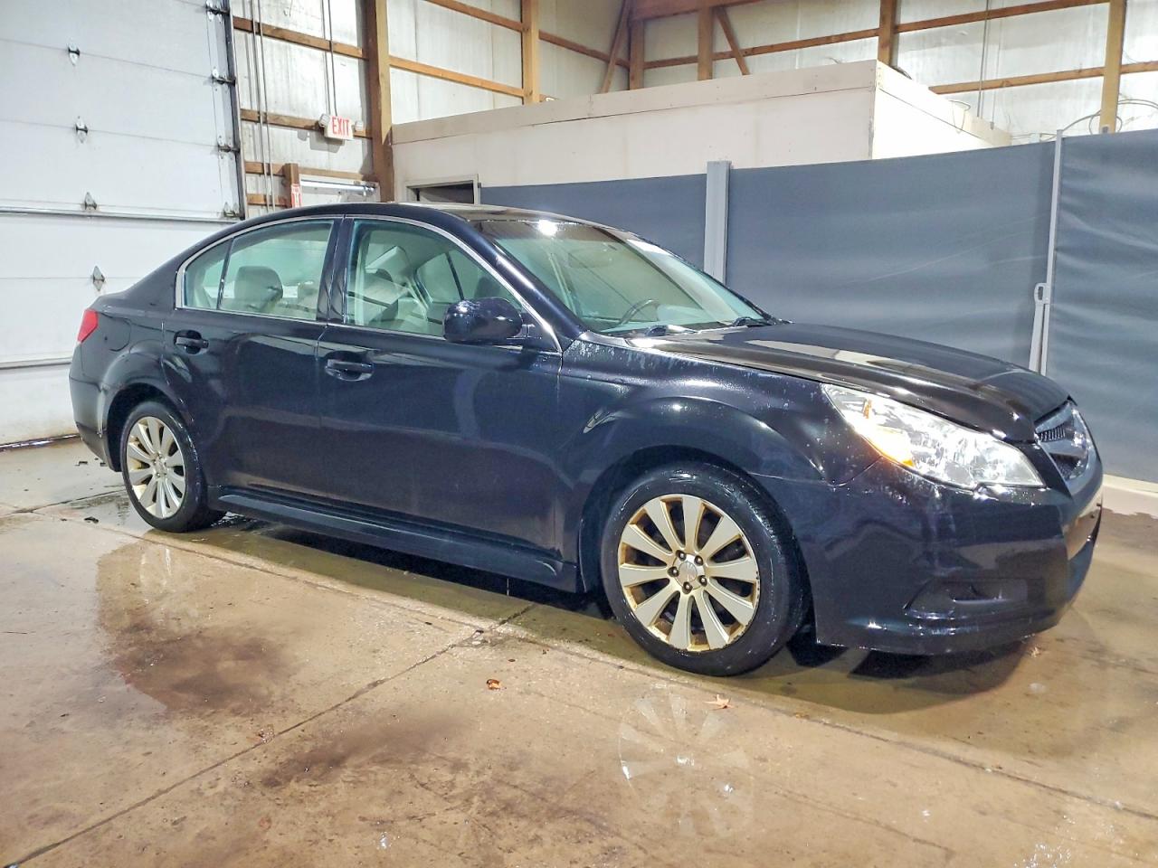 2011 SUBARU LEGACY 2.5I LIMITED photo 4