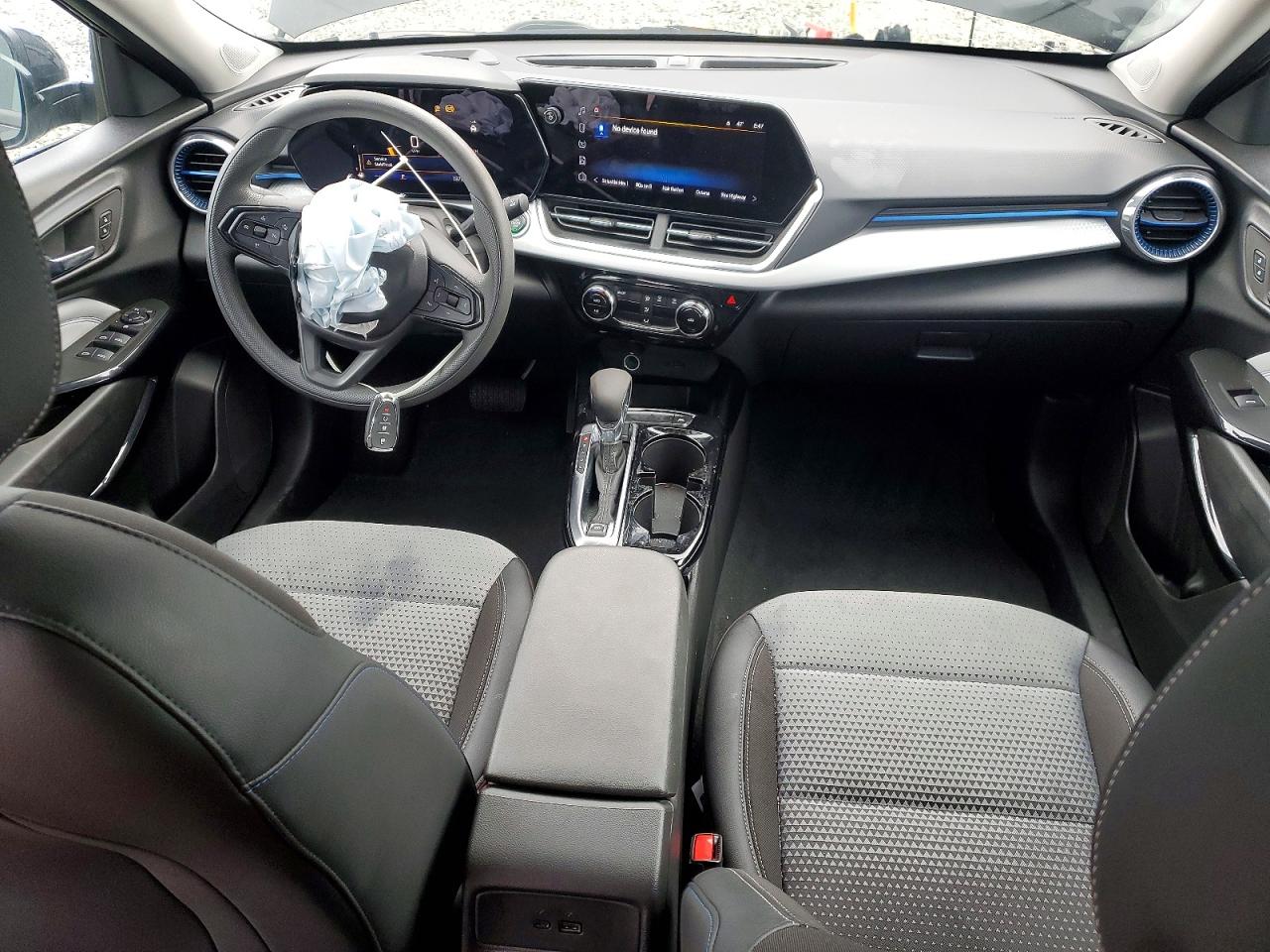 2025 CHEVROLET TRAX 1LT photo 8