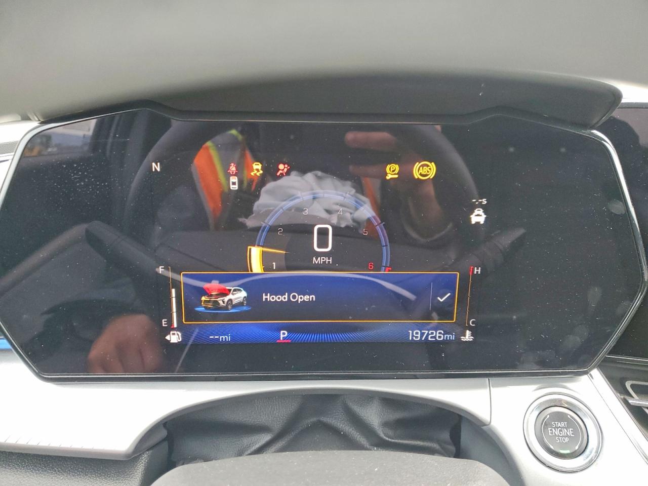 2025 CHEVROLET TRAX 1LT photo 9