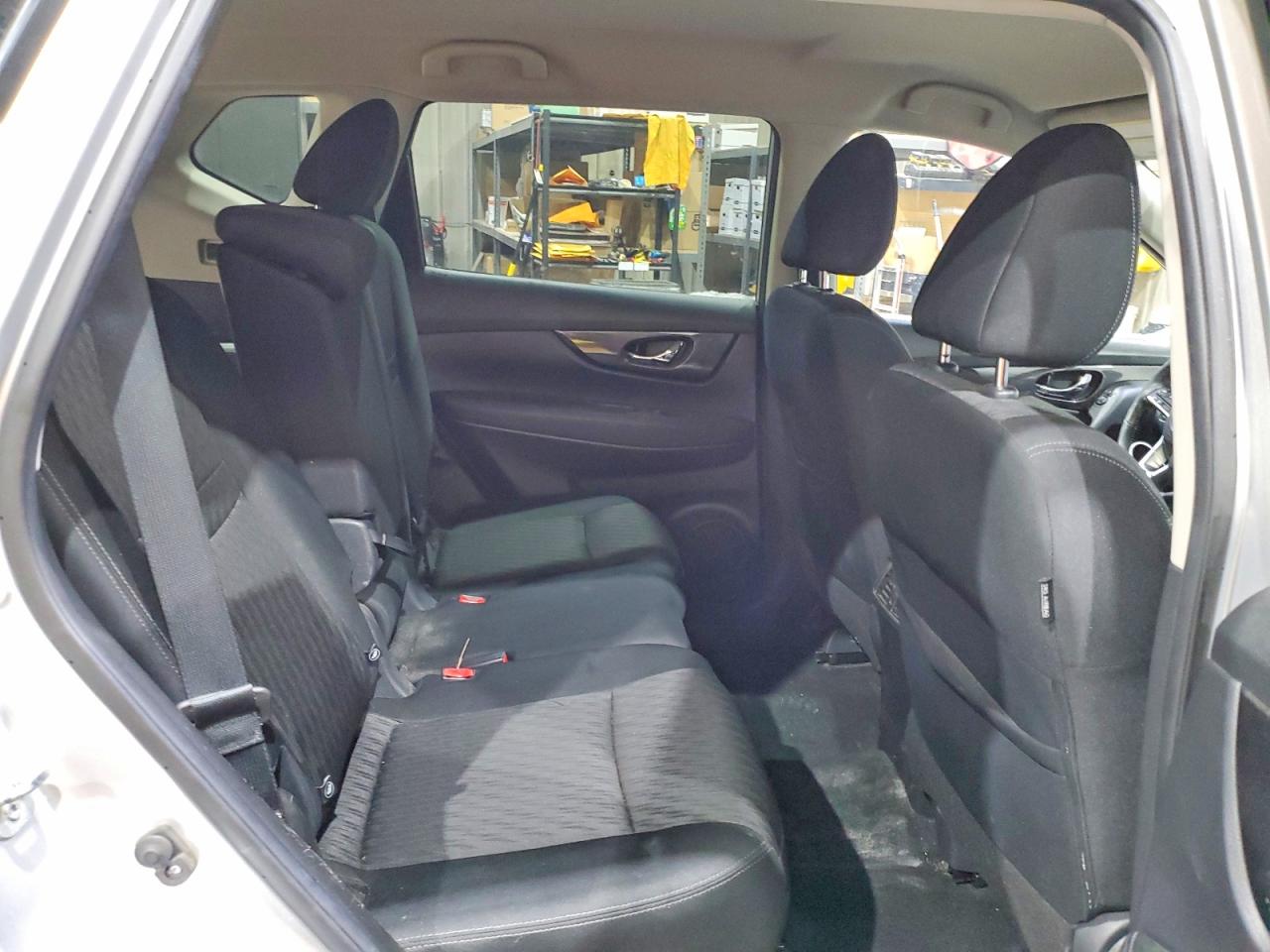 2018 NISSAN ROGUE S photo 11
