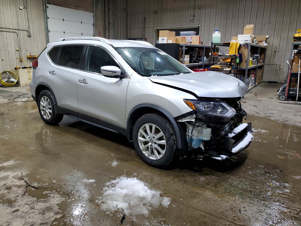 2018 NISSAN ROGUE S photo 4