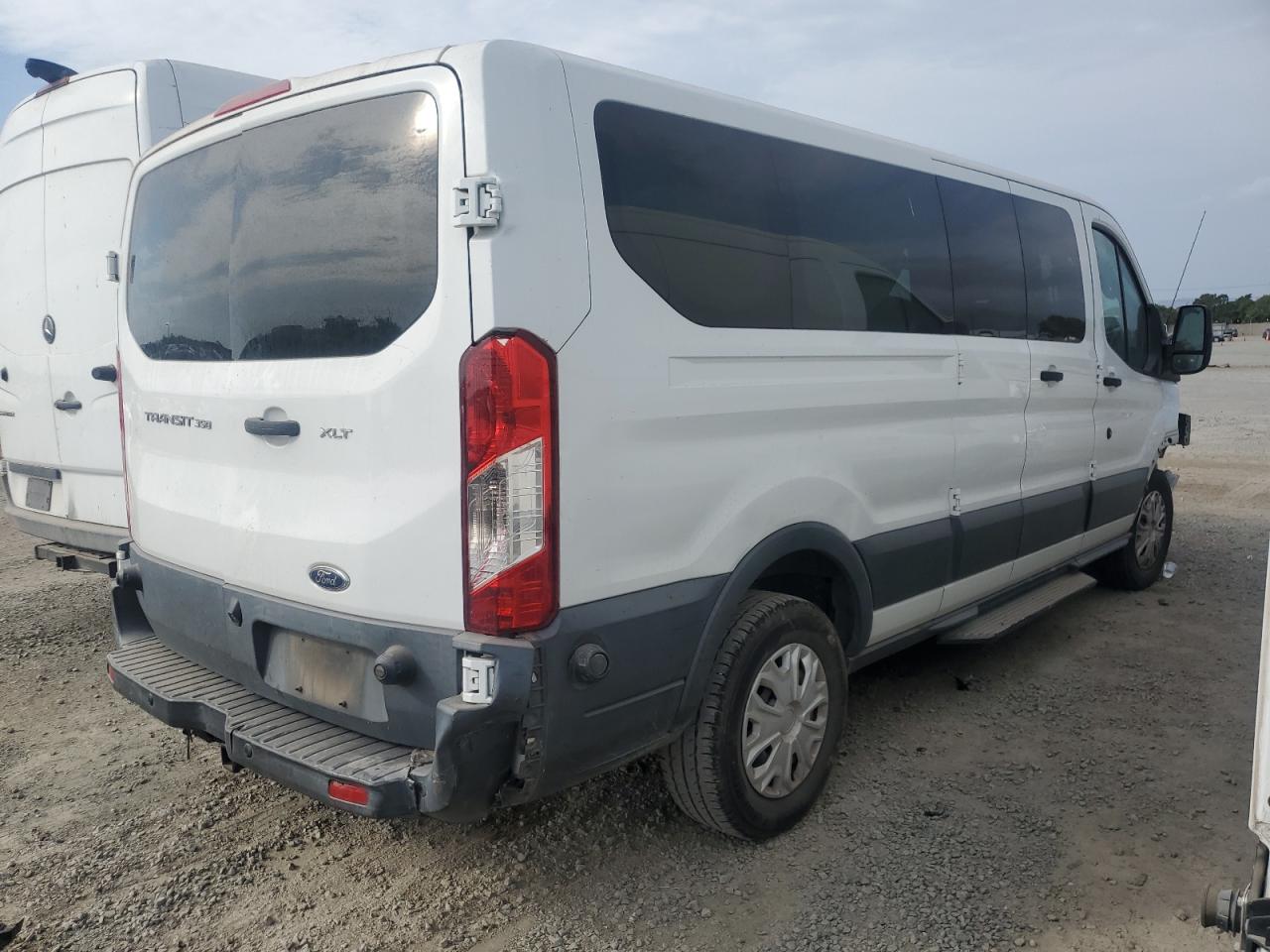 2016 FORD TRANSIT T-350 photo 4
