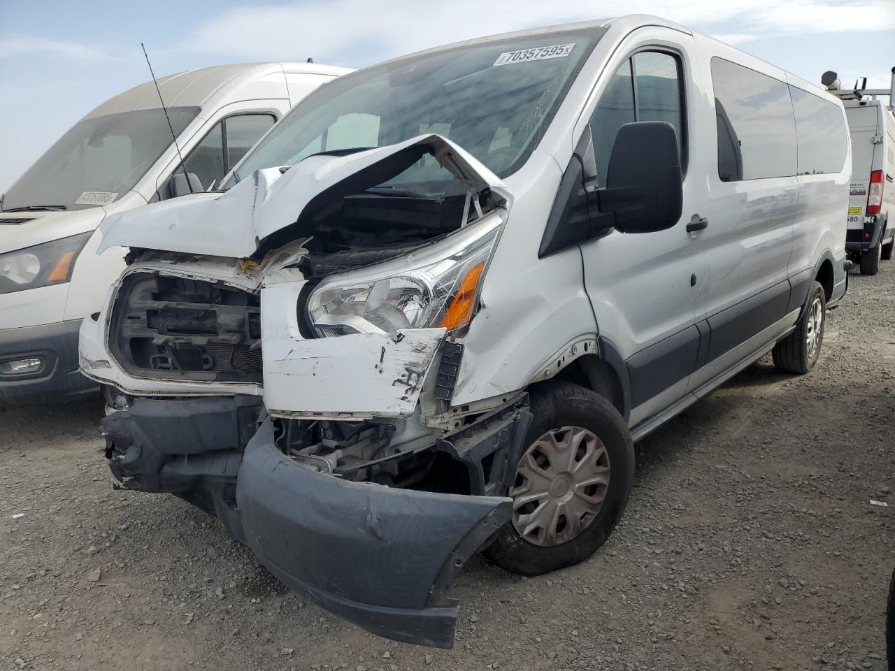 2016 FORD TRANSIT T-350 photo 2