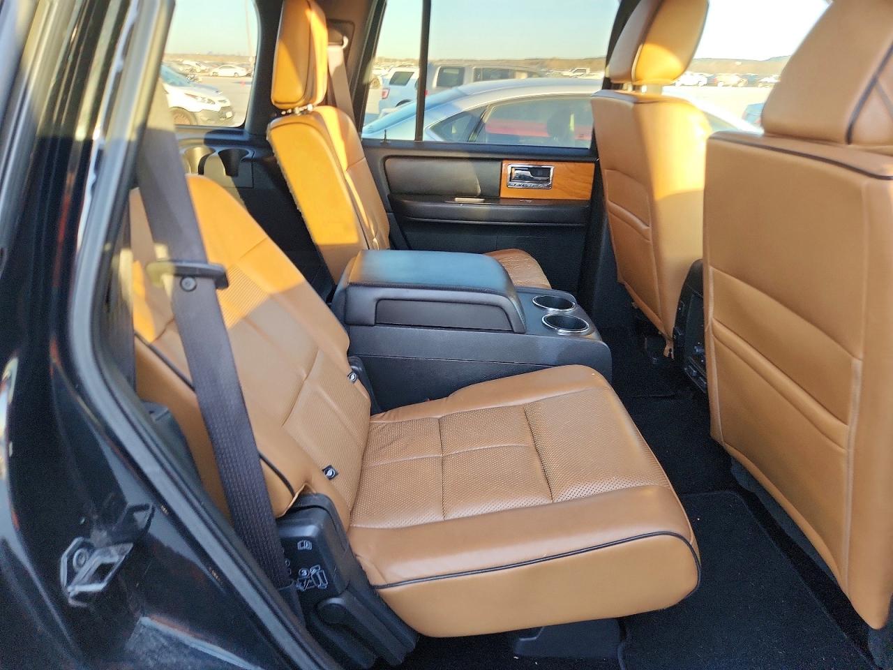 2012 LINCOLN NAVIGATOR photo 10