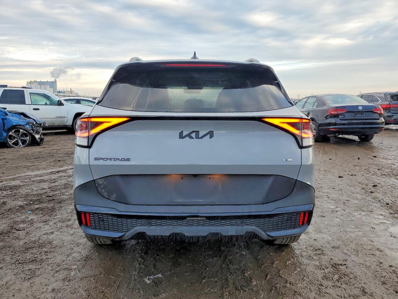 2025 KIA SPORTAGE X LINE photo 6