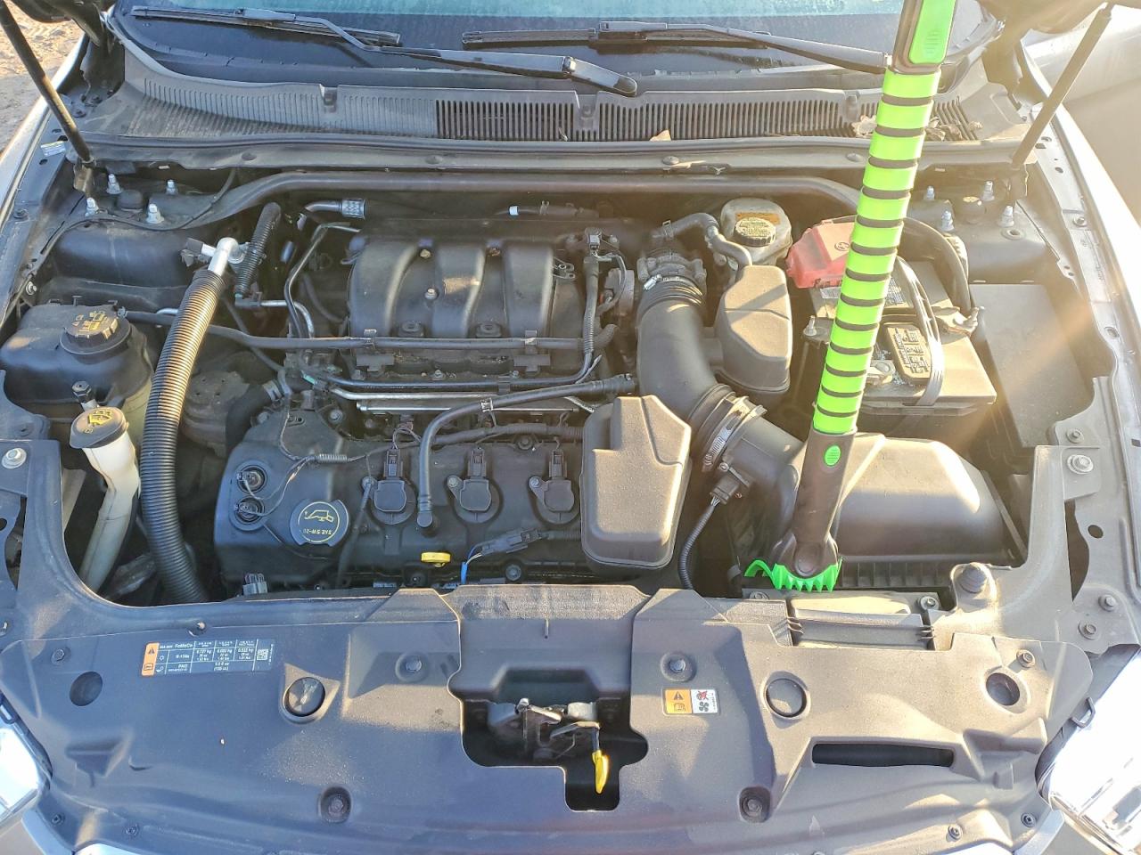 2014 FORD TAURUS SEL photo 11