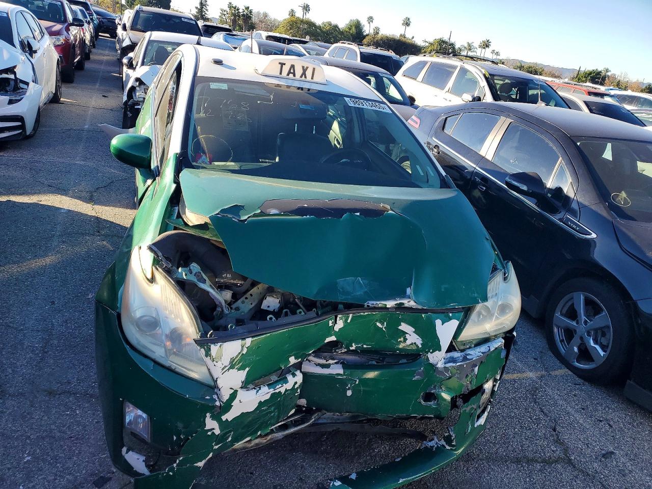 2010 TOYOTA PRIUS photo 5