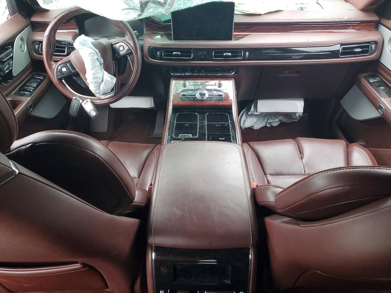 2020 LINCOLN AVIATOR BLACK LABEL photo 8