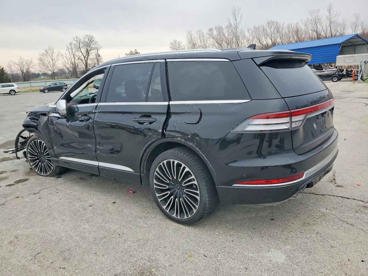 2020 LINCOLN AVIATOR BLACK LABEL photo 2