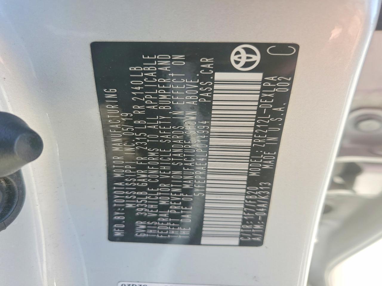 2020 TOYOTA COROLLA LE photo 12