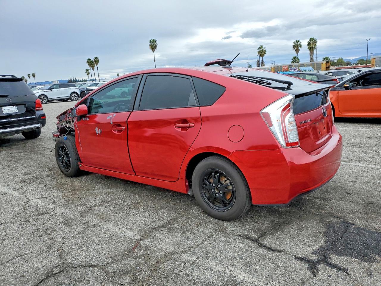 2013 TOYOTA PRIUS photo 3