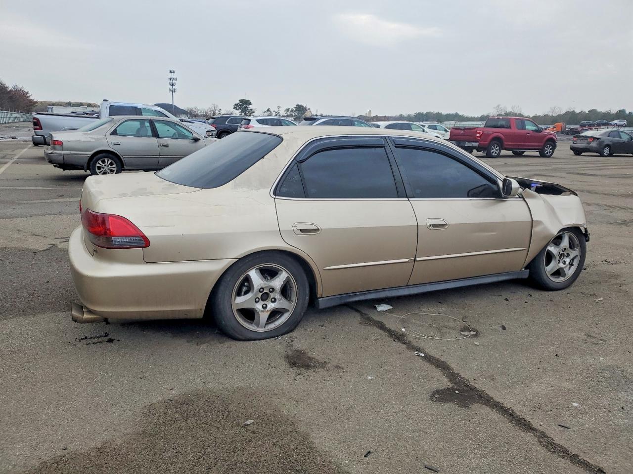 2002 HONDA ACCORD LX photo 3
