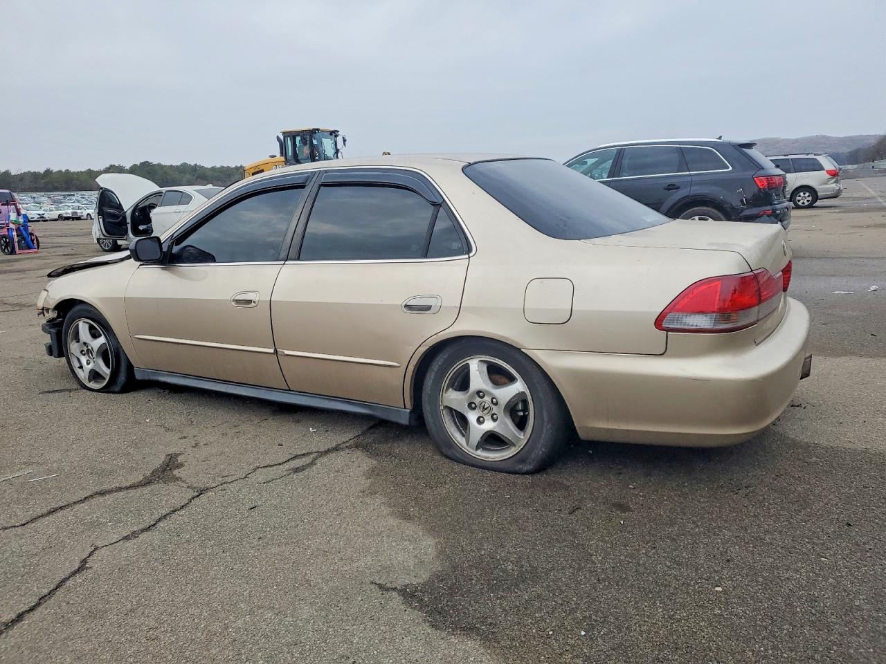 2002 HONDA ACCORD LX photo 2