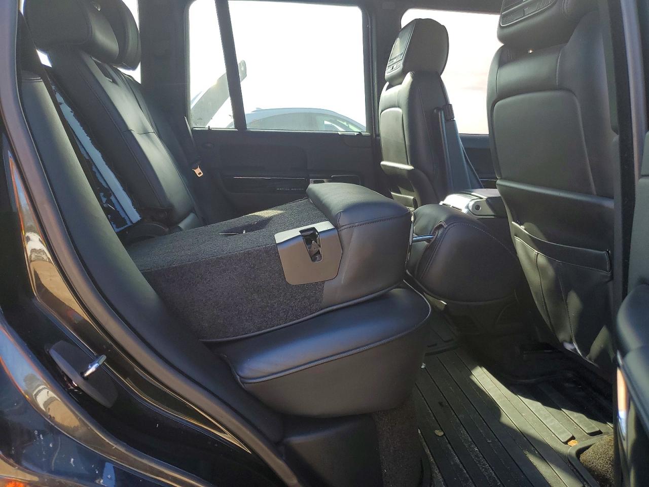 2012 LAND ROVER RANGE ROVER HSE LUXURY photo 11