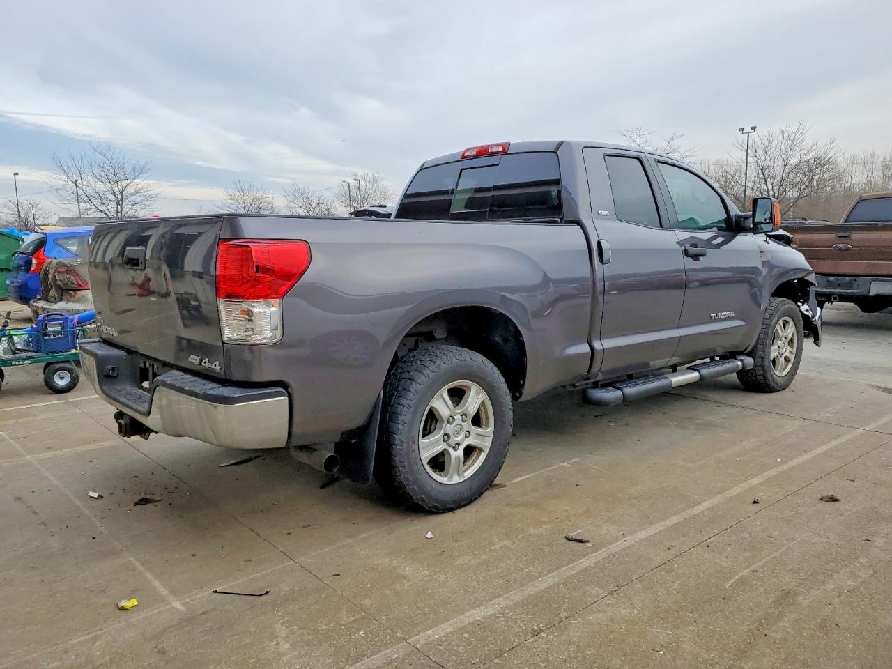 2012 TOYOTA TUNDRA DOUBLE CAB SR5 photo 3
