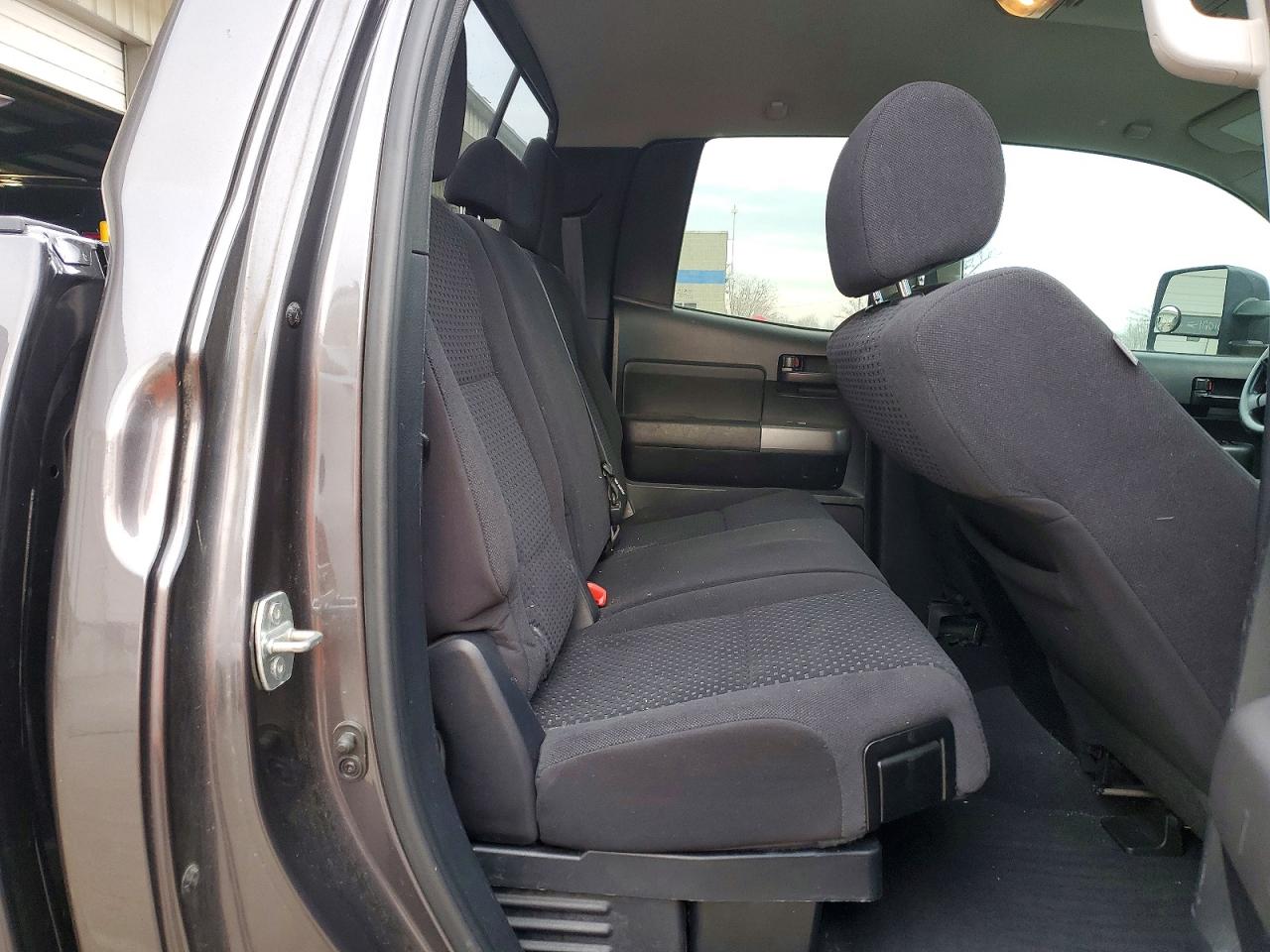 2012 TOYOTA TUNDRA DOUBLE CAB SR5 photo 10