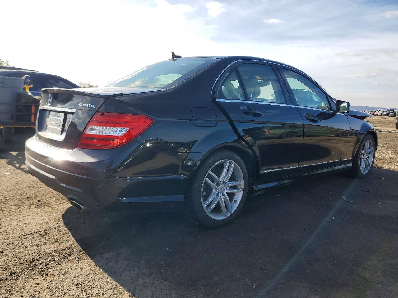 2014 MERCEDES-BENZ C 300 4MATIC photo 3