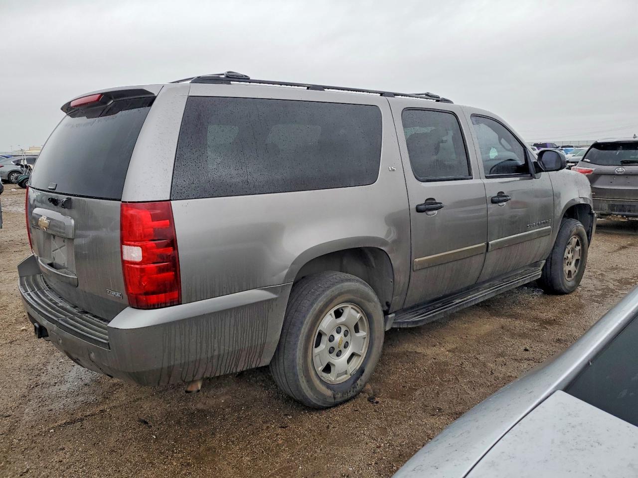2007 CHEVROLET SUBURBAN photo 3