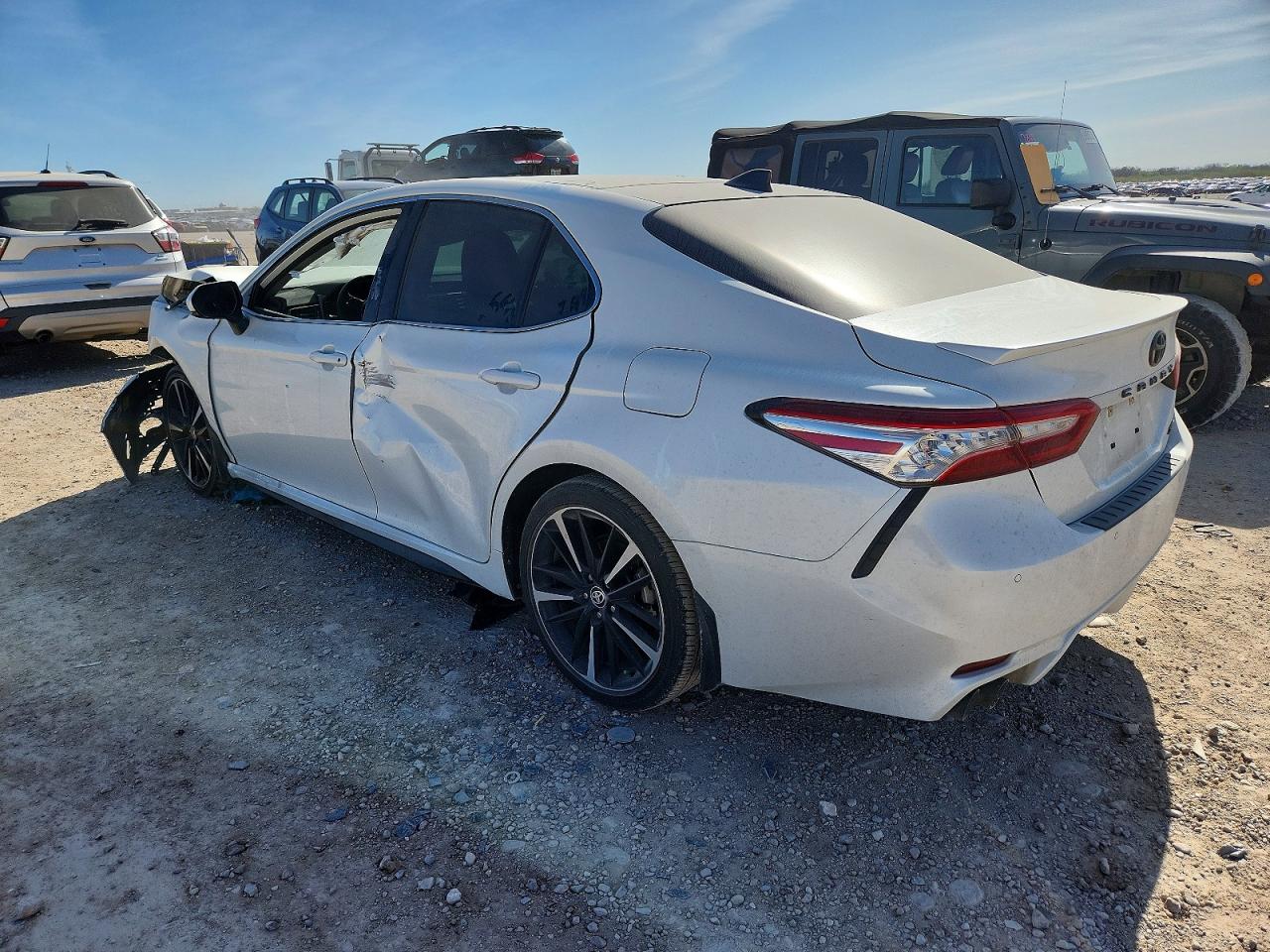 2020 TOYOTA CAMRY TRD photo 3