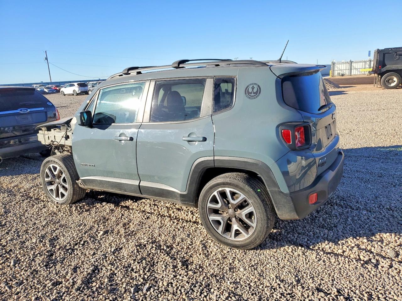 2017 JEEP RENEGADE LATITUDE photo 2