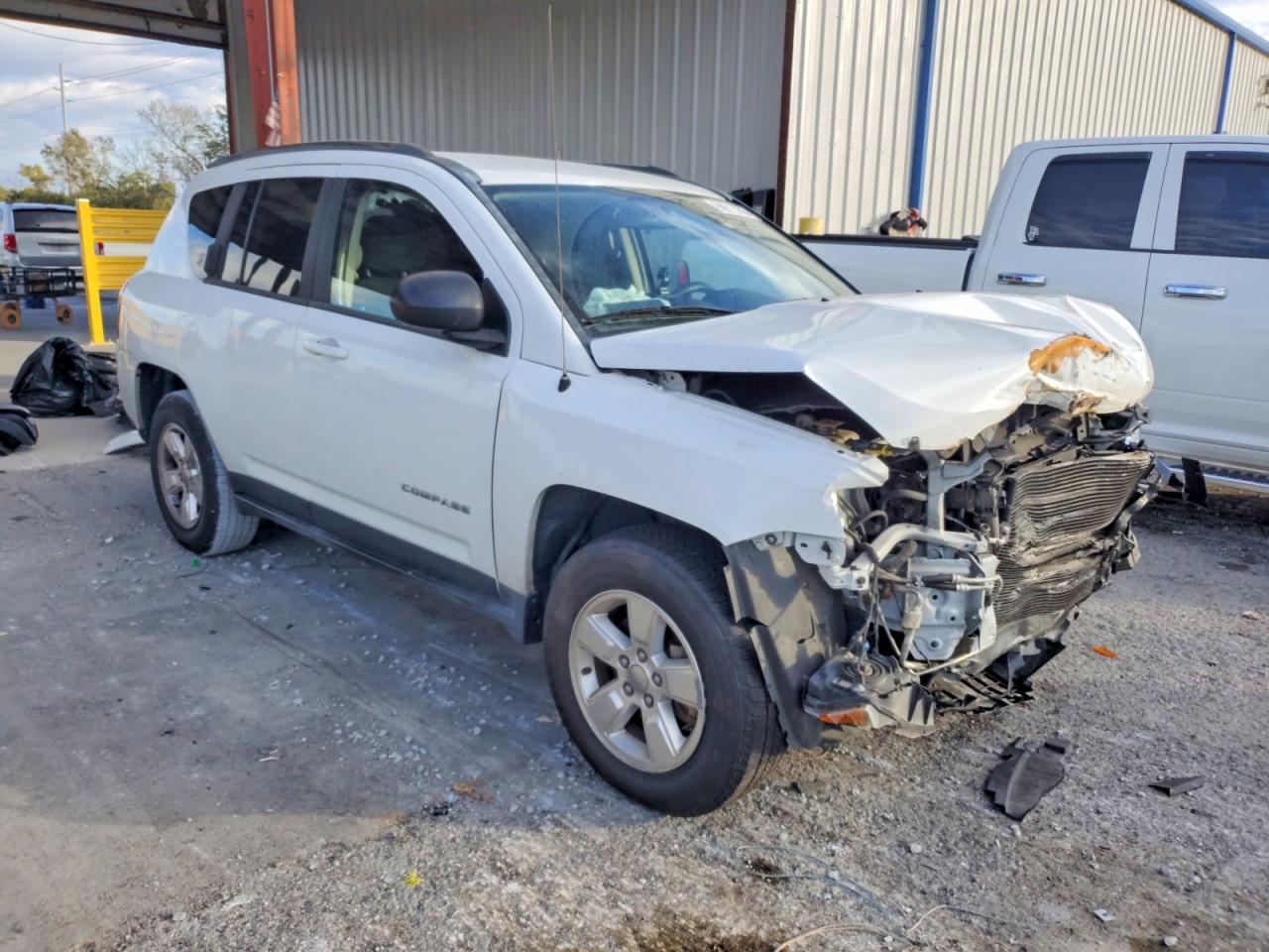 2014 JEEP COMPASS SPORT photo 4