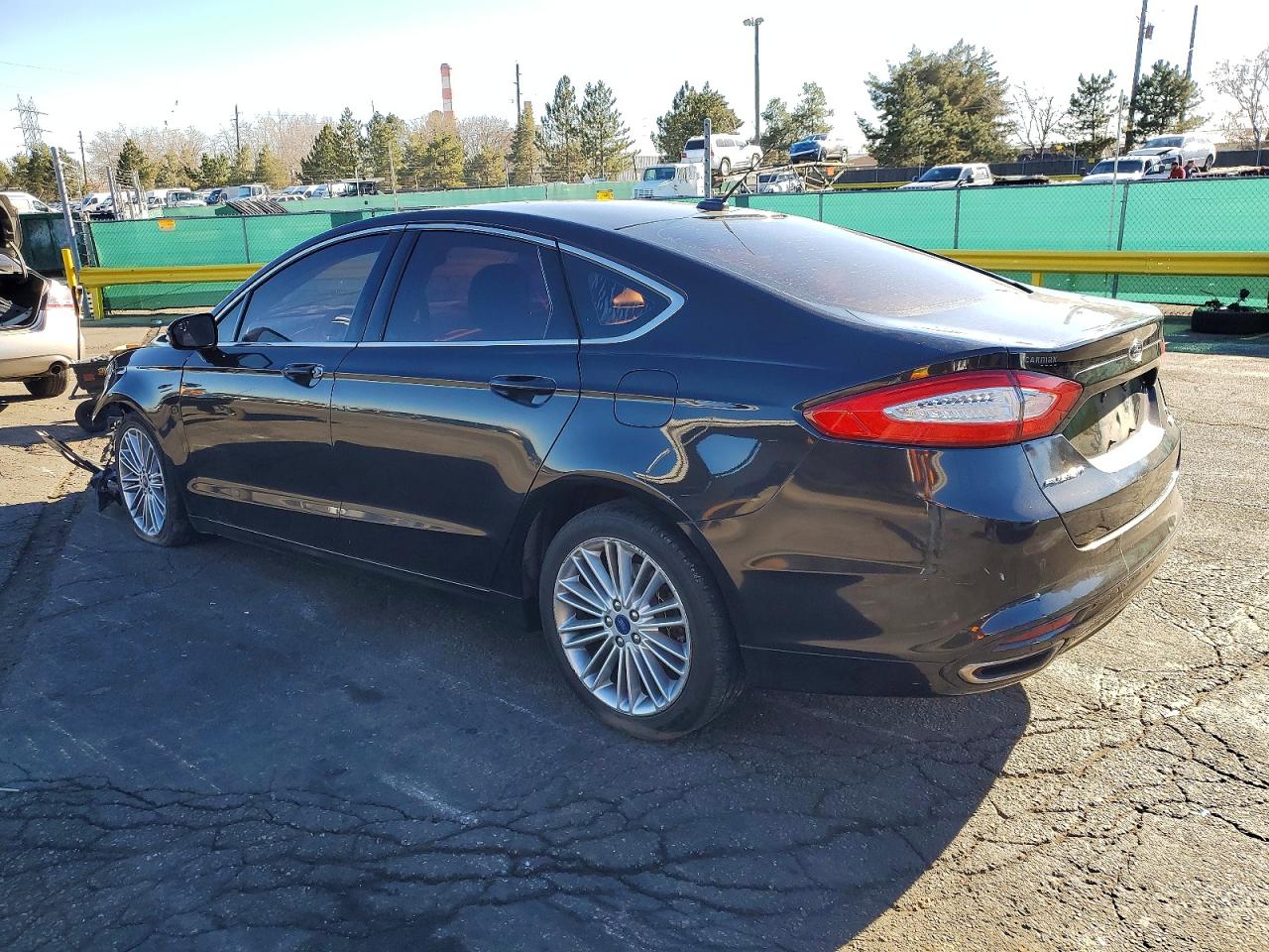 2015 FORD FUSION SE photo 3