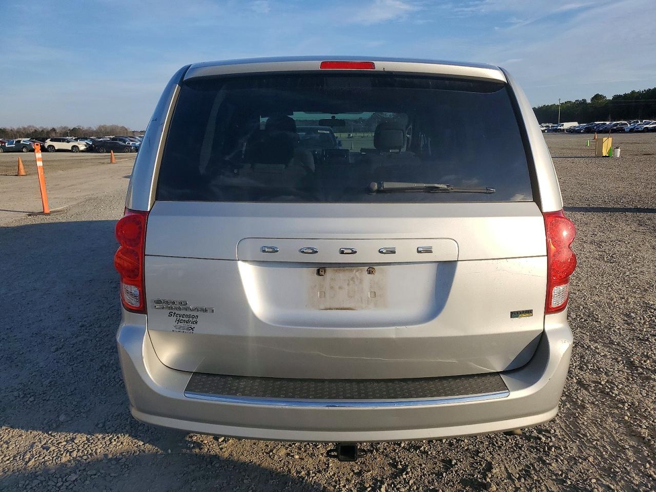 2012 DODGE GRAND CARAVAN SXT photo 6