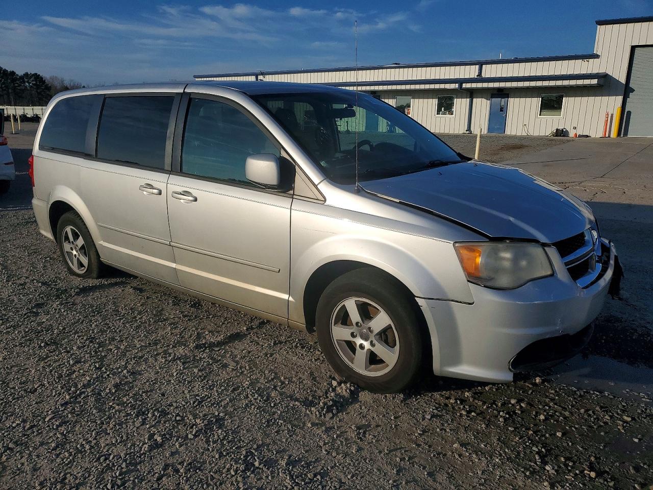 2012 DODGE GRAND CARAVAN SXT photo 4
