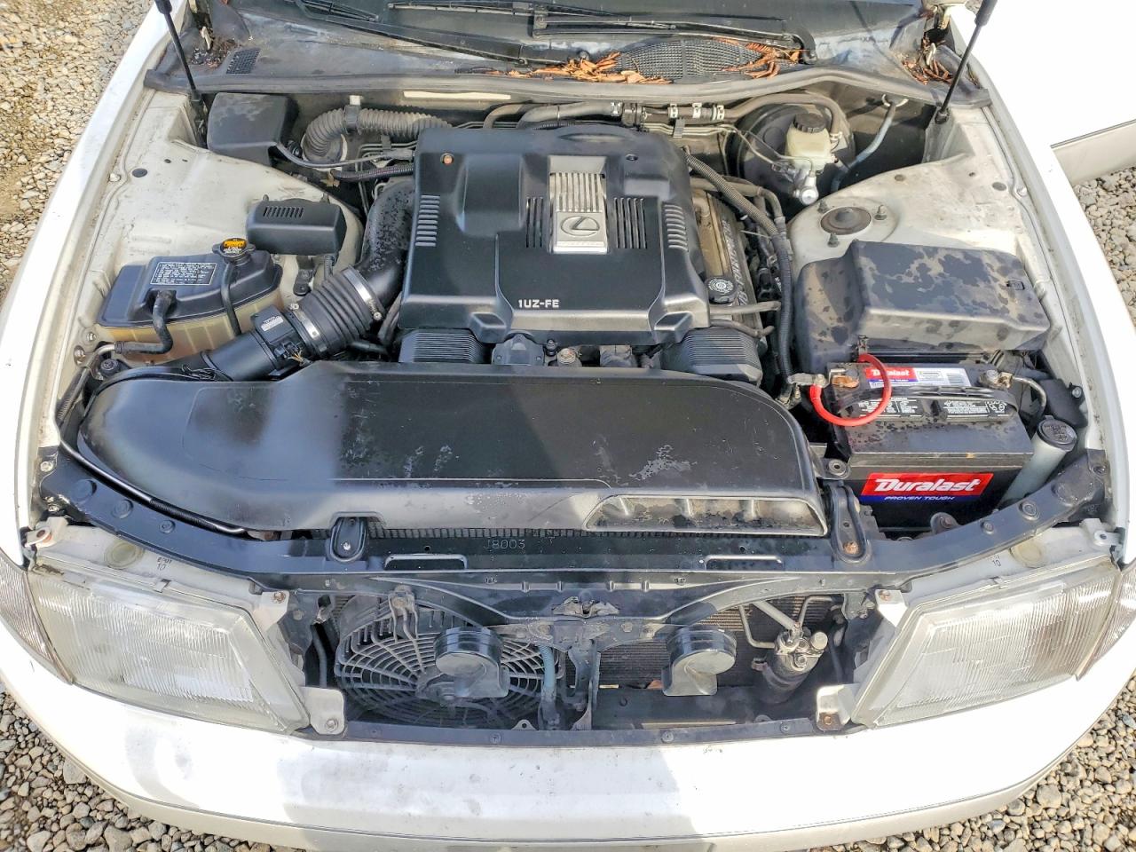 1996 LEXUS LS 400 photo 31