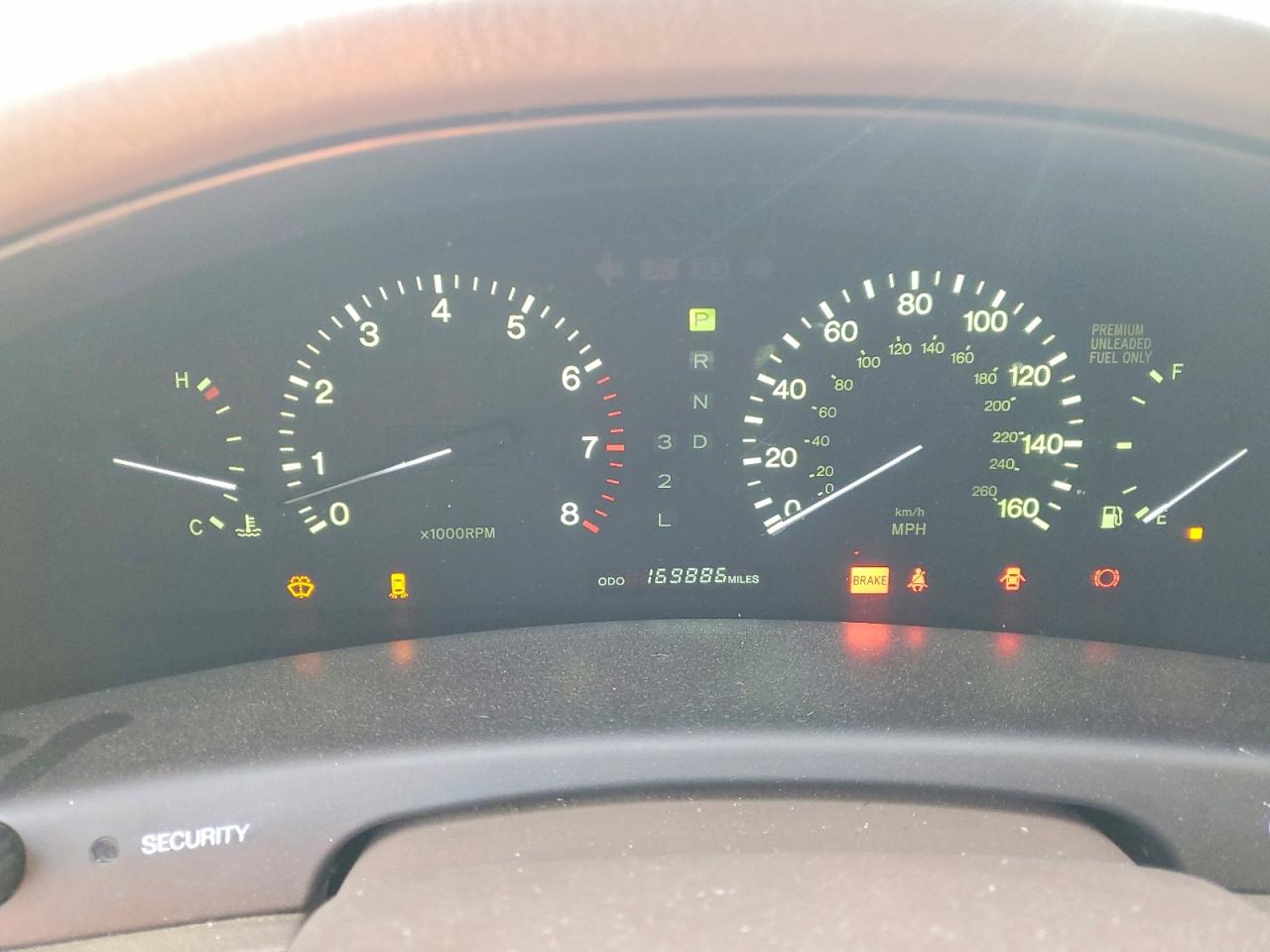 1996 LEXUS LS 400 photo 25